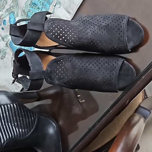 Black Suede Sandals sz 8.5 - Picture 2 of 6